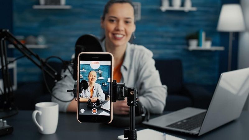 Bangun Personal Branding demi Penghasilan TikTok yang Stabil